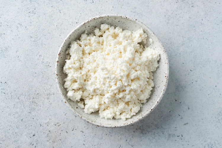 high-protein-snacks-cottage-cheese